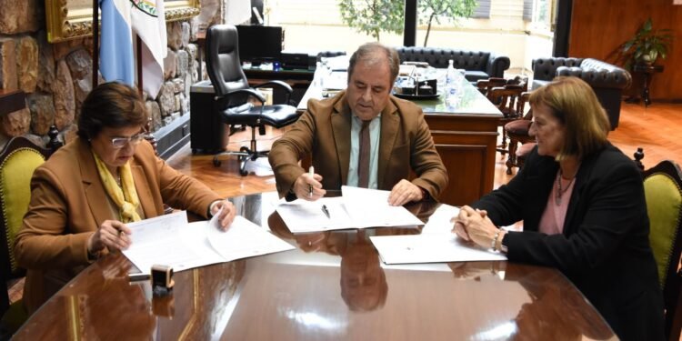 La Legislatura firmó un Acuerdo Marco de Cooperación con el Ministerio de Planificación Estratégica y Modernización