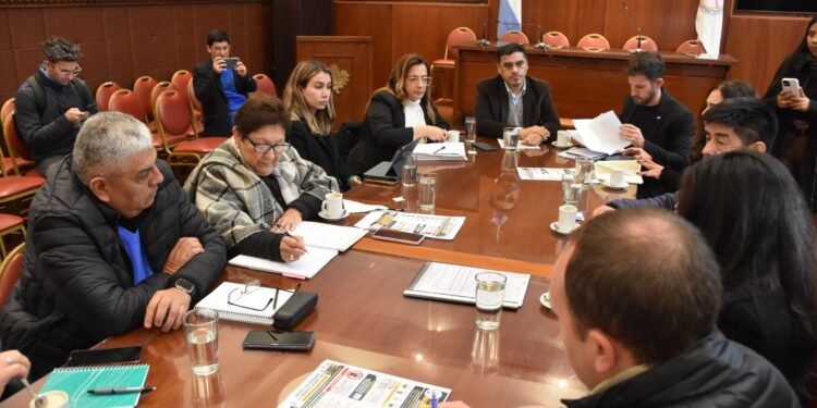 La Comisión de Educación recibió a docentes que concursaron para cargos de vicedirectores