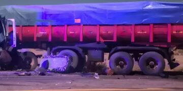Tragedia en la Ruta 52: un violento choque frontal entre dos camiones dejó un muerto y un herido cerca del límite con Jujuy