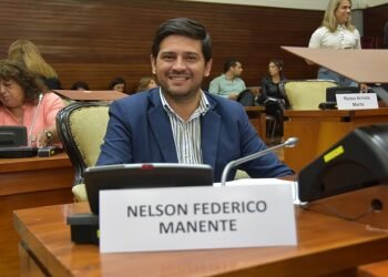 Fuerte apoyo del diputado Manente al Ejecutivo en el debate por días perdidos de clases
