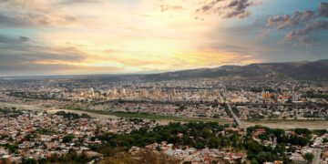 Clima en San Salvador de Jujuy: la semana empieza con calorcito pero se espera un marcado descenso para el fin de semana