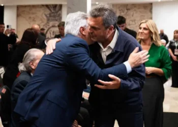 Homenaje a De la Sota con cumbre del peronismo y tensiones que persisten