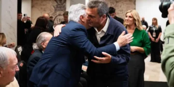 Homenaje a De la Sota con cumbre del peronismo y tensiones que persisten