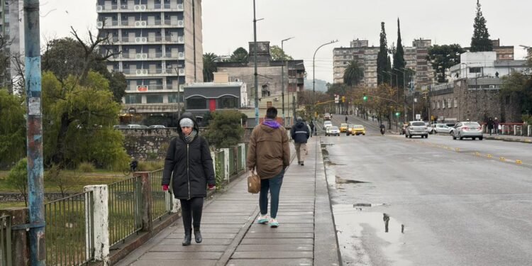 De las máximas de 29° al abrigo pesado: Abrupto cambio de tiempo y domingo invernal en Jujuy