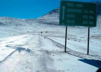 Alerta en la frontera: cerraron el Paso de Jama por intensas nevadas y fuertes vientos