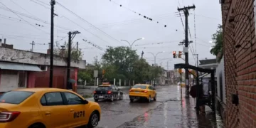 Vuelven las lluvias este fin de semana y rige alerta amarilla por fuertes vientos en la Puna