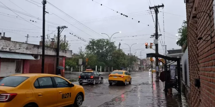 Vuelven las lluvias este fin de semana y rige alerta amarilla por fuertes vientos en la Puna